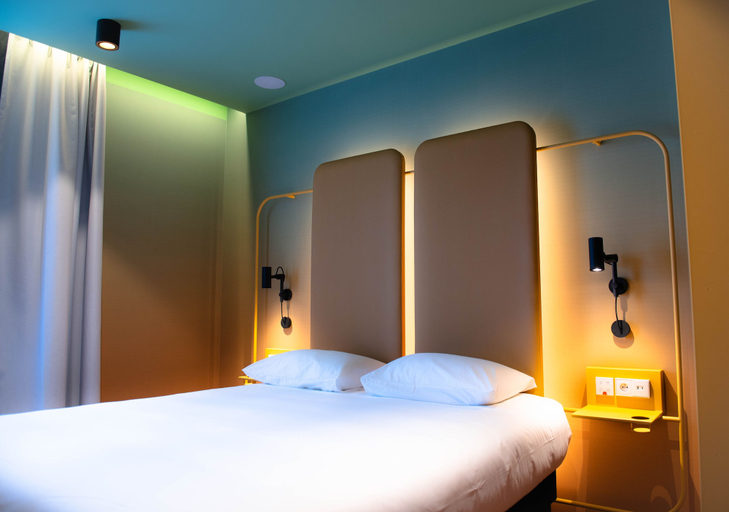 Bedroom 2, You Hotel Deauville - Handwritten Collection, Calvados