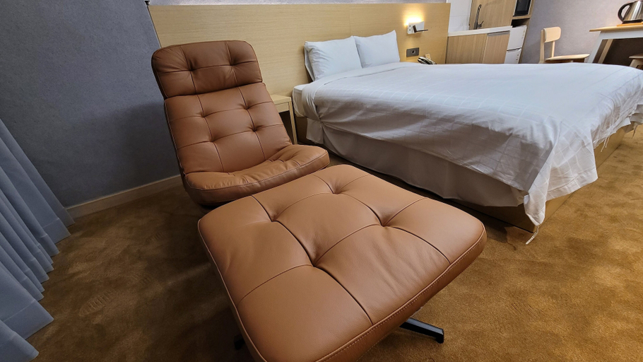 Bedroom 3, World Tourist Hotel, Pyeongtaek