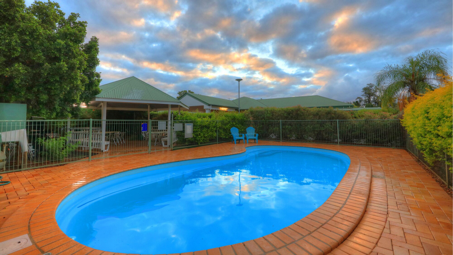 Jacaranda Country Motel, Balonne