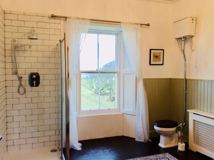 Bathroom 3, Graemeshall House, Orkney Islands