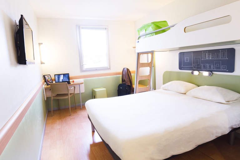 Bedroom 2, ibis budget Valence Sud, Drôme