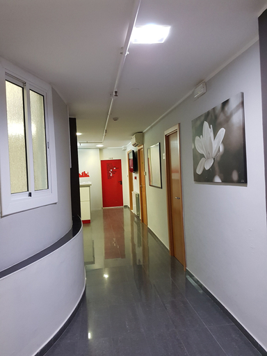 Others 5, Hostal Levante, Barcelona
