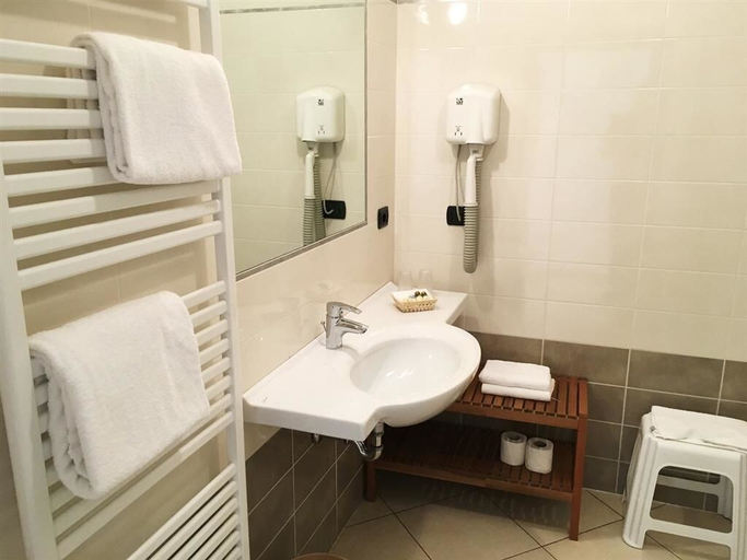 Bathroom 5, Hotel Villa Franca, Trento