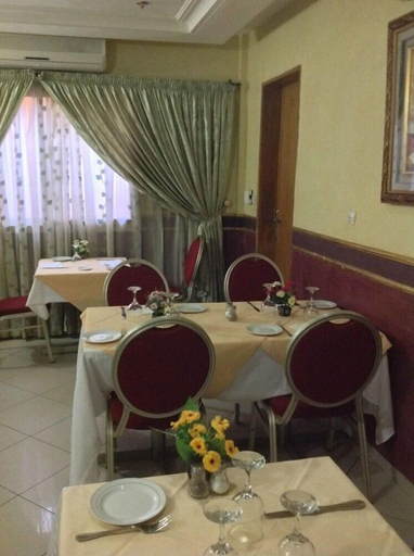 Food & Drinks 4, Faso Hotel, Kadiogo