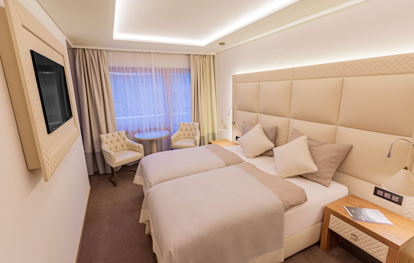 Bedroom 3, Hotel Arte, Maloja
