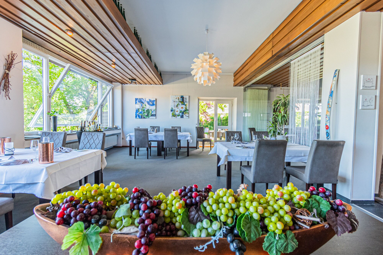 Food & Drinks 5, Weinhotel Ayler Kupp, Trier-Saarburg