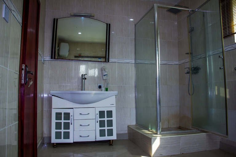 Bathroom 4, Chaka Resort, Ibeju/Lekki