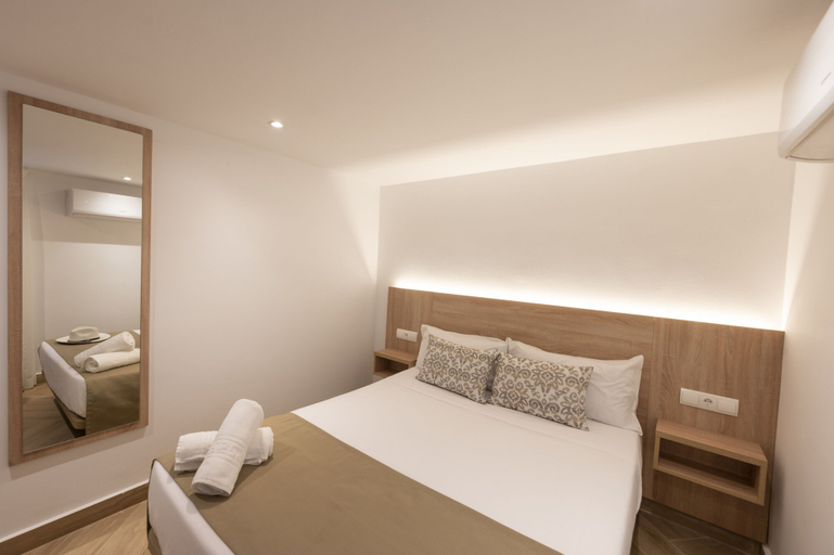 Bedroom 3, Apartamentos Blanco Sol, Baleares