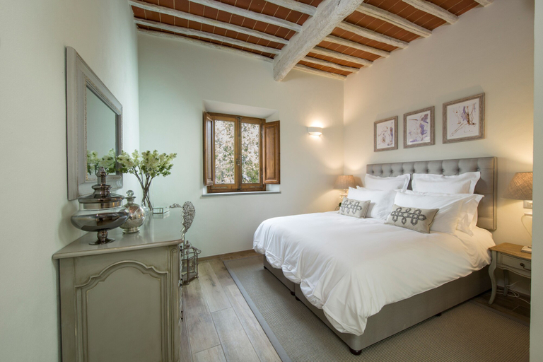 Bedroom 4, Borgo Argiano, Siena