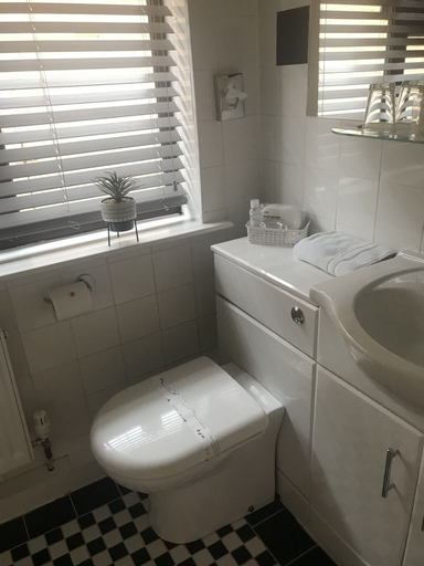 Bathroom 4, The Post House, Leicestershire