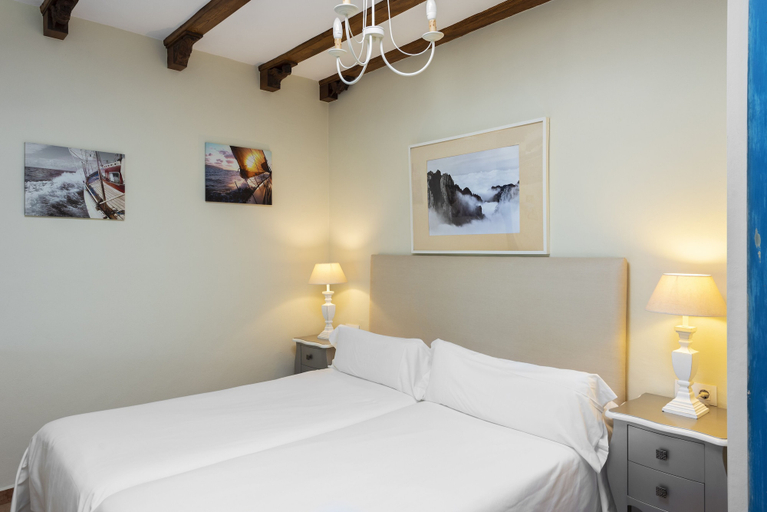 Bedroom 4, Suites Cortijo Fontanilla, Cádiz