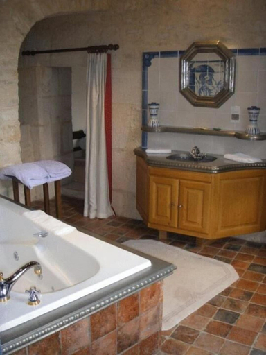 Bathroom 5, Auberge de L'Abbatiale, Haute-Marne