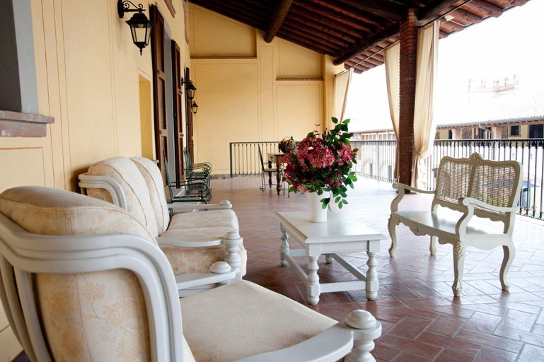 Others 5, Villa Gradoni, Brescia