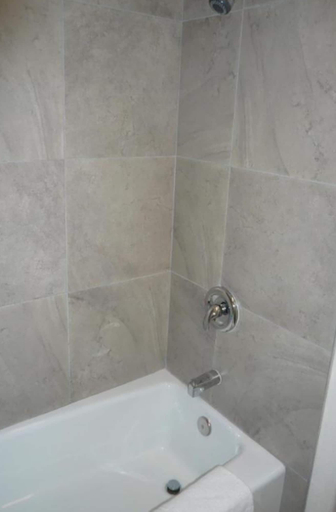 Bathroom 4, Rodeway Inn Downtown Hanford, Kings