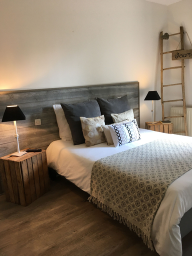 Bedroom 5, La Maison des Eaux Claires, Charente
