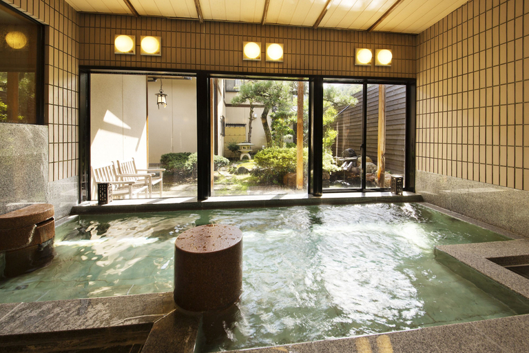Sport & Beauty 5, Kocho, Kaga
