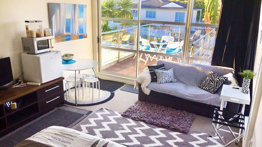 Others 4, Sea view guest house, Waitakere