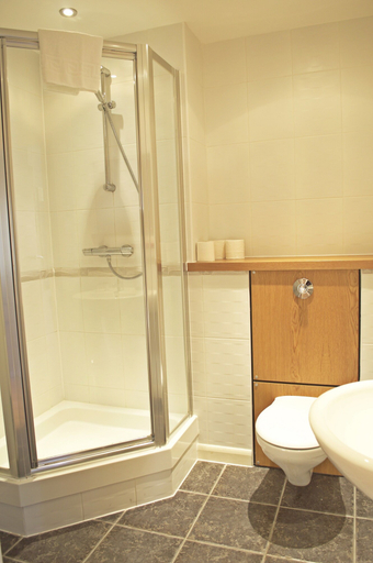Bathroom 4, Dreamhouse Apartments Edinburgh City Centre, Edinburgh
