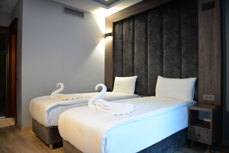 Bedroom 5, Basilissis Hotel, Fatih