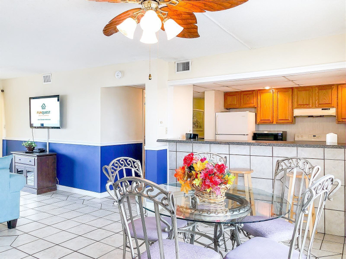 Dining Room 20