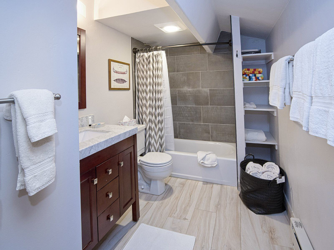 Bathroom 3, Vantage Point Condo 411, Eagle