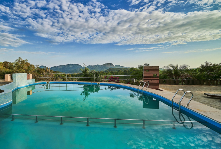 Sport & Beauty 2, Sterling Mount Abu, Sirohi