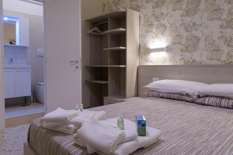 Bedroom 3, Beatus Viator, Rome