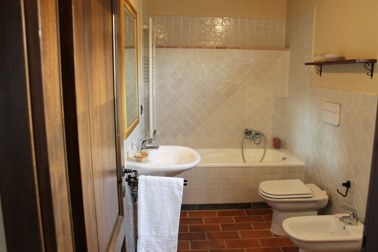 Bathroom 3, Agriturismo Poggianto, Arezzo