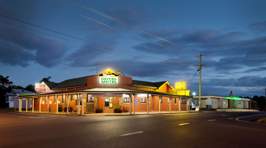 Lamington Hotel Motel, Maryborough