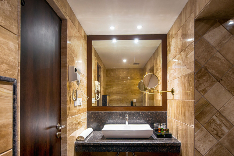 Bathroom 3, Hotel Saffron Crest, Jalpaiguri