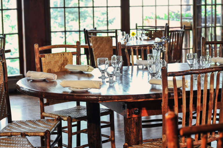 Food & Drinks 5, The Historic Crag's Lodge, Larimer