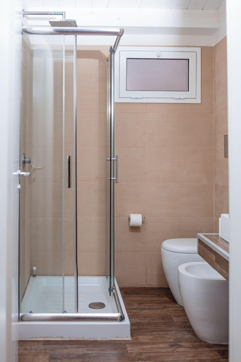 Bathroom 4, Villa Savarino, Ragusa