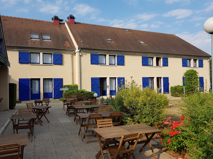Exterior & Views 2, Comfort Hotel Etampes, Essonne