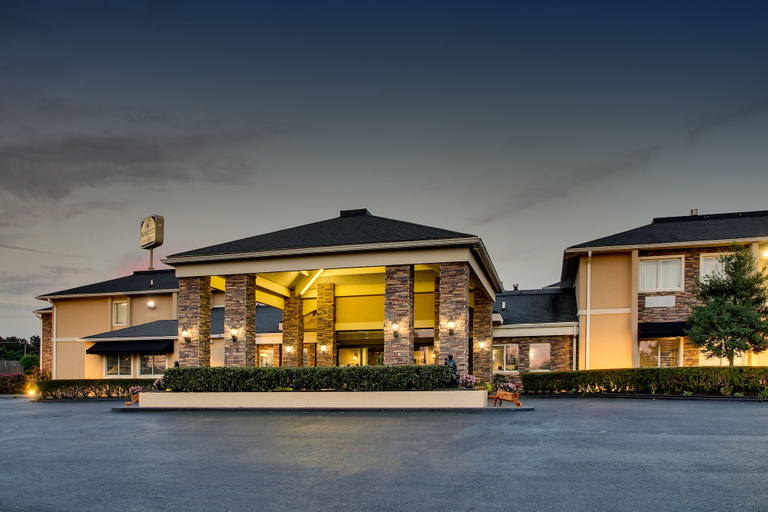 Exterior & Views 2, Greenfield Inn and Suites Elizabethtown, KY I65 Exit 94, Hardin