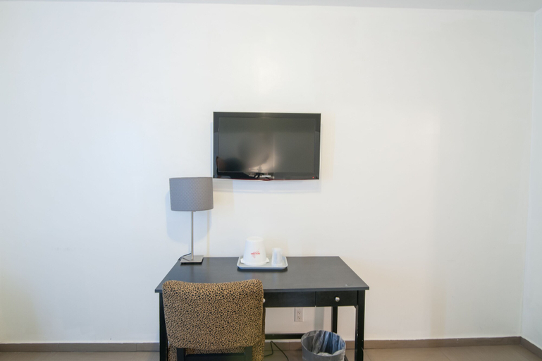 Others 5, Boulevard Hotel, Miami-Dade