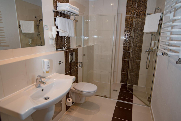 Bathroom 5, Zamek Gniew - Hotel Rycerski, Tczew