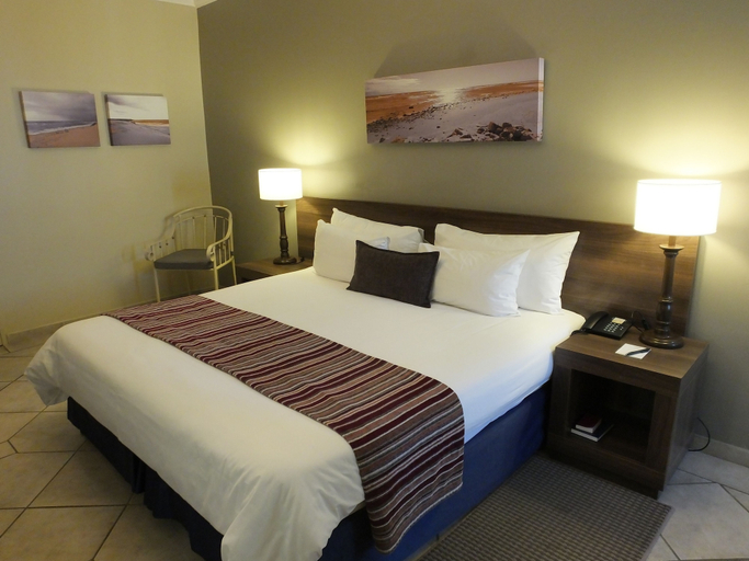 Bedroom 3, Premier Hotel The Richards, Uthungulu