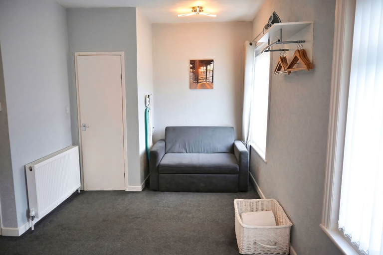Others 5, Bella Vista Lodge, Blackpool