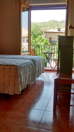 Bedroom 2, Casa Laiglesia, Zaragoza