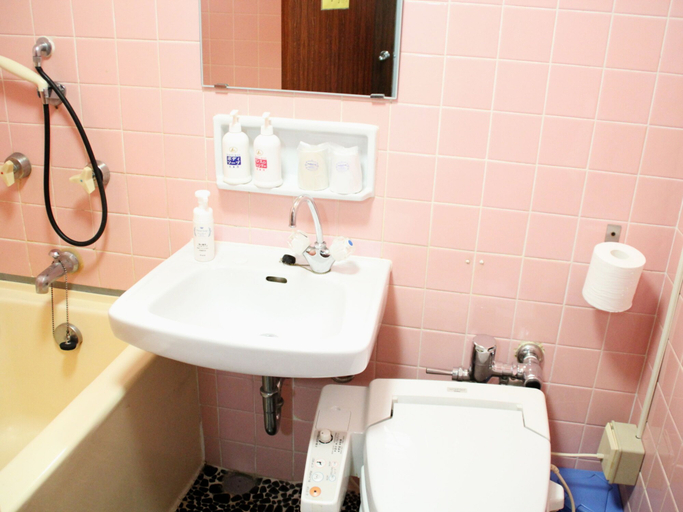Bathroom 4, Shoei Daini Bekkan, Kōchi