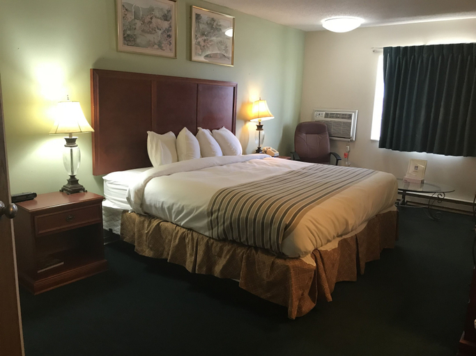 Bedroom 5, Smart Choice Inn, Aurora