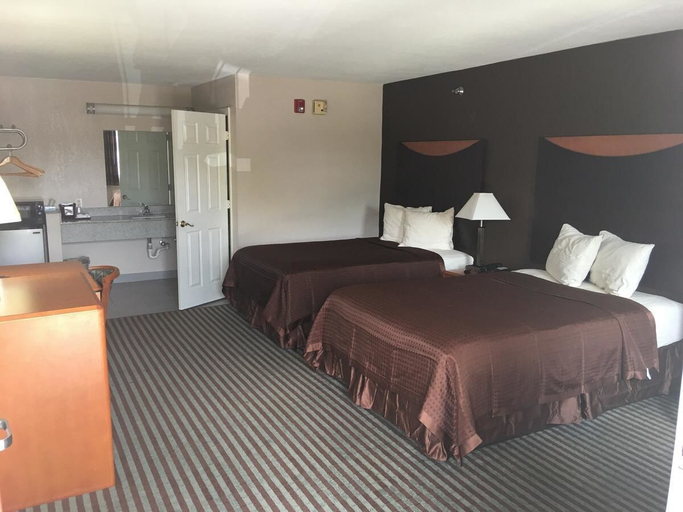 Bedroom 2, Cypress Inn, Pointe Coupee