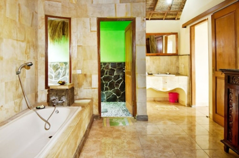 Bedroom 4, Mushroom Beach Bungalow, Klungkung