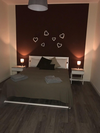 Bedroom 3, Raya 28, Bari