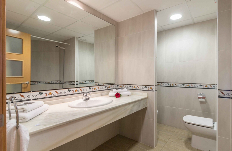Bathroom 4, Complejo Eurhostal, Castellón