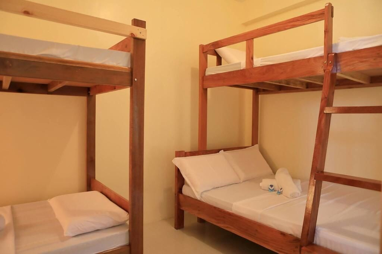 Bedroom 4, Baletin Hometel Batanes, Basco