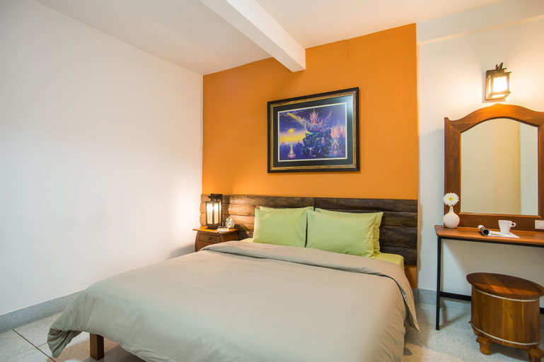 Bedroom 4, Banthat Thong Hostel, Bang Rak