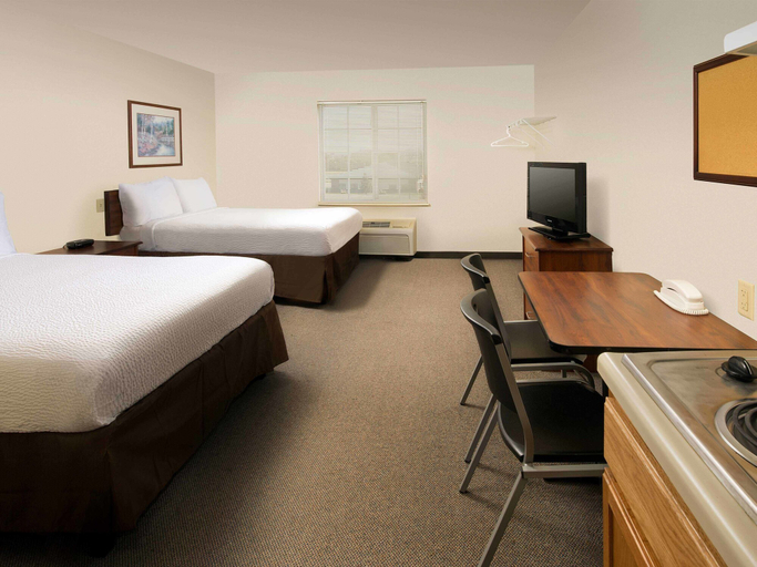 Bedroom 2, WoodSpring Suites Midland, Midland