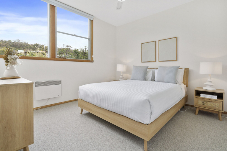 Bedroom 3, Blue Cottage Bruny Island, Kingborough