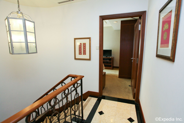 Bedroom 3, Treetops Executive Residences, Singapore
